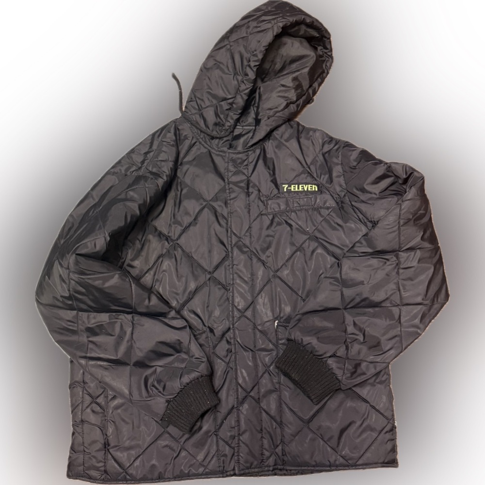 7-Eleven Black Quilted Puff Jacket | Sz M